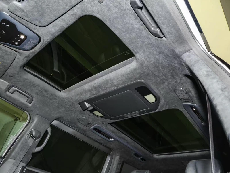 Zeeker 009 interior 2 Zeeker 009 interior 2